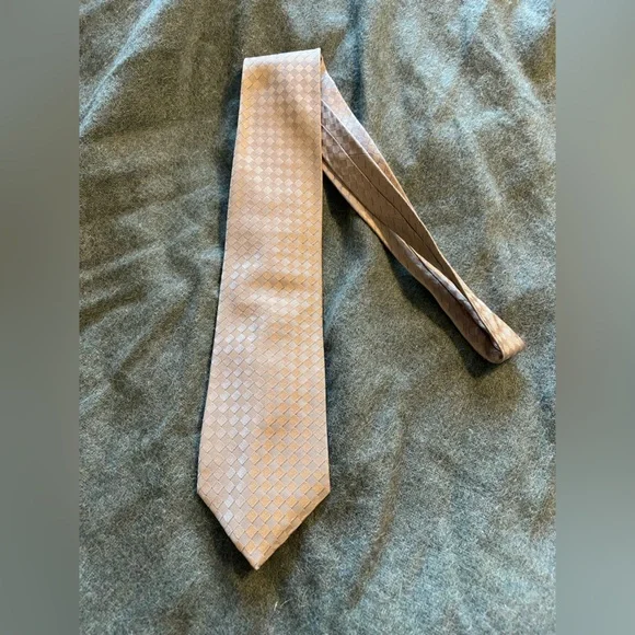 Authentic Gucci Silk Tie Tom Ford Era Champagne Taupe Basketweave 100% Silk - Picture 2 of 4
